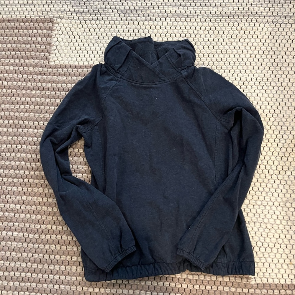 Navy Lululemon Sweatshirt with Paperbag Neck in heathered navy
